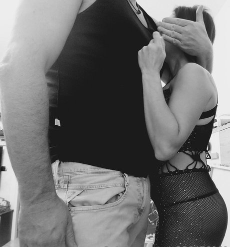 lalollymoni ポルノスター ホット 画像