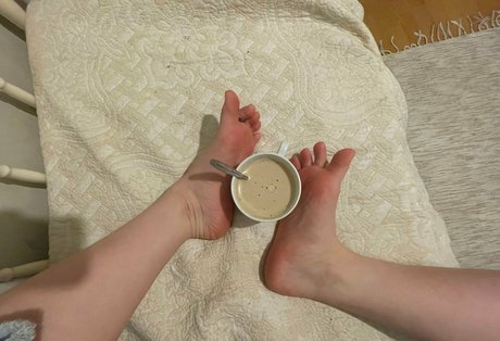 toesonglitter 素敵なポルノスター 画像