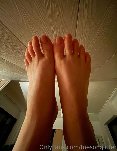 toesonglitter ポルノスター エロティック ギャラリー