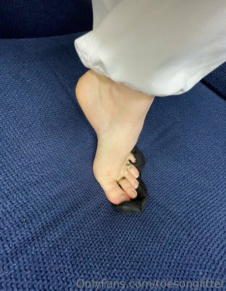 toesonglitter 独占女優 写真