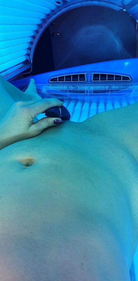 巨乳カップルオンリーファンズ 無料エロ 写真