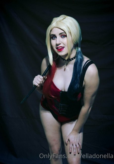 elladonella ホットなポルノスター 画像