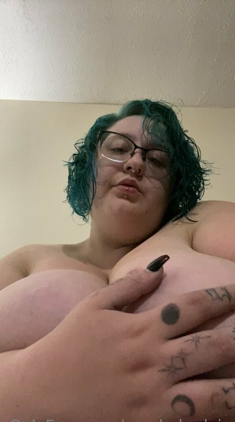 megbebadvip ポルノモデル ギャラリー