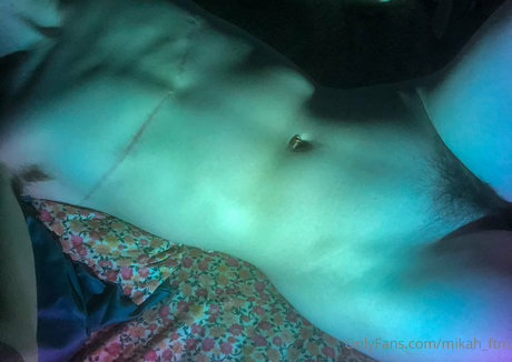 faguettemikah アートモデル 写真