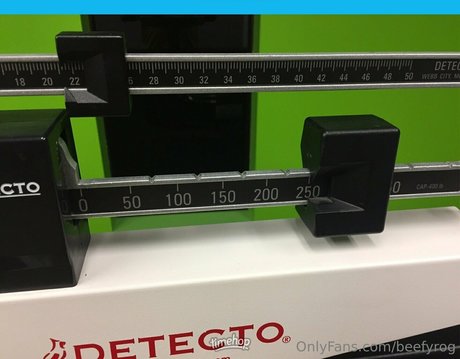 beefyrog 可愛い女優 画像