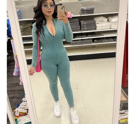 Alemuriiyo 裸のモデル ギャラリー