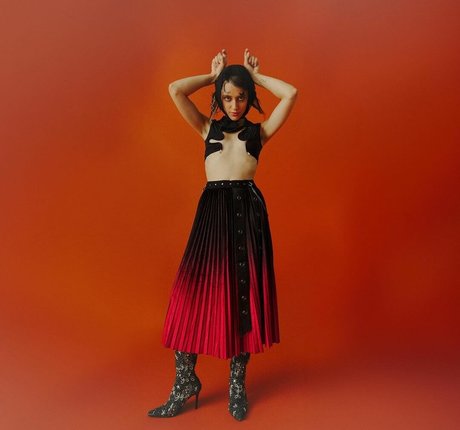 Claire Pommet 完璧なポルノスター 写真