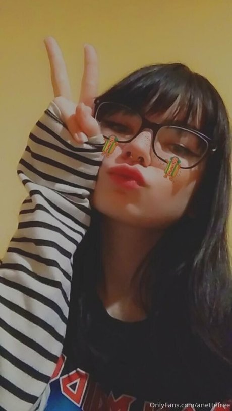 anettefree 無料モデル 写真