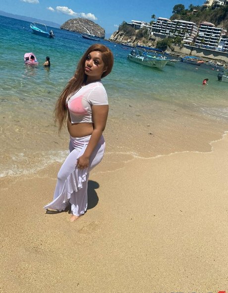 yofavshyfreak69 スター xxx 画像