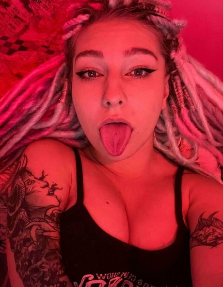 darkness luna ポルノスター 写真