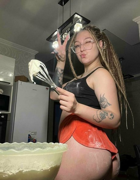 darkness luna ヌードスター 写真