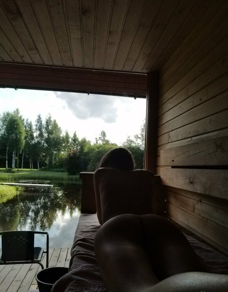 Mommikaru ホットなモデル 写真