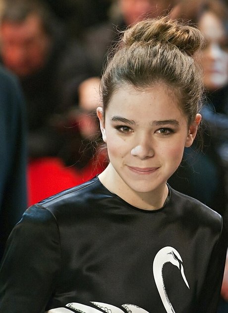 ブロンドの女の子のオンリーファンズ 美しい ギャラリー