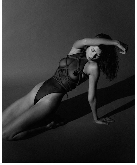 後背位オンリーファンズ 美しいポルノ 写真