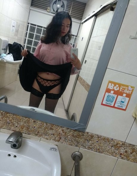 xxxyahui スター ヌード 写真