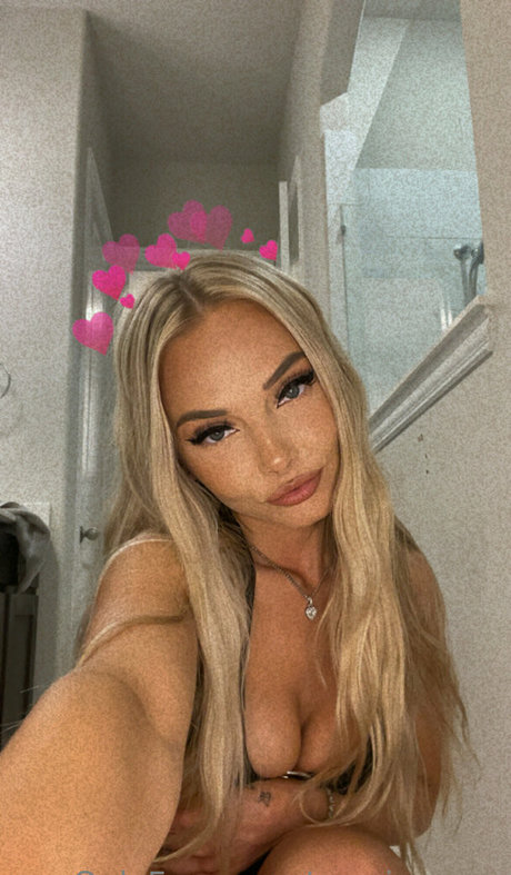 巨根カップルオンリーファンズ ポルノ 写真