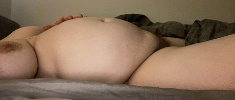 セクシーなブルネットのオンリーファンズ アート裸 写真