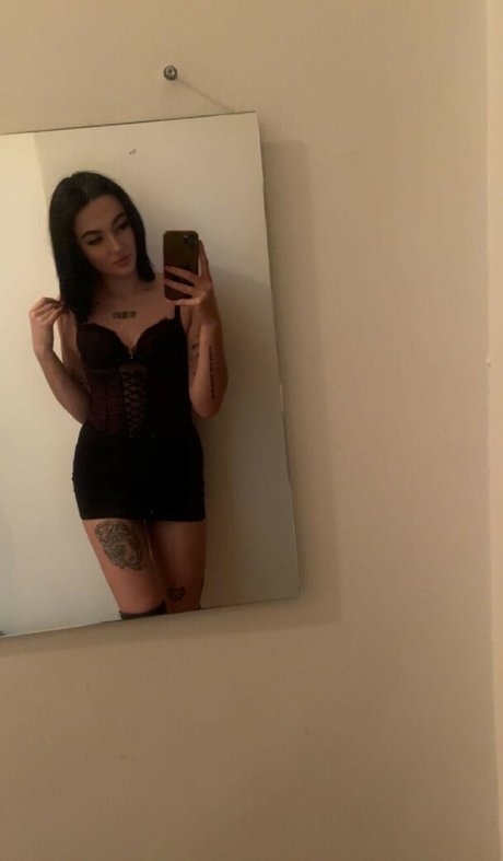 曲線美の女の子オンリーファンズ アダルト無料 写真