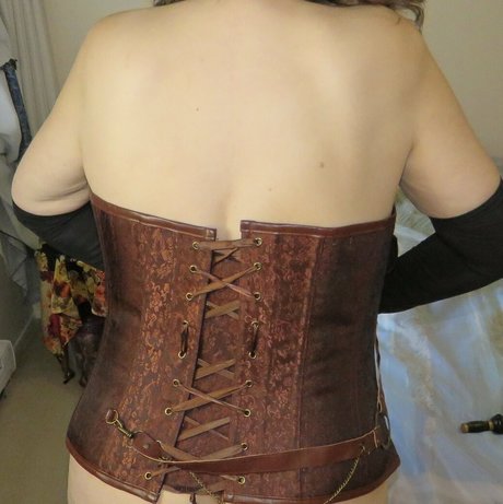 petradaniels ヌードモデル 写真