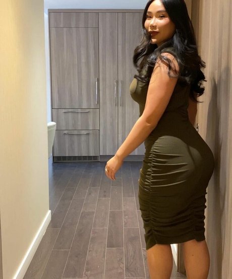 YueYue ポルノスター アーカイブ