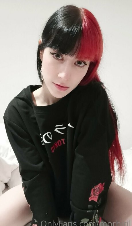 Morhiril Cosplay 裸の女優 画像