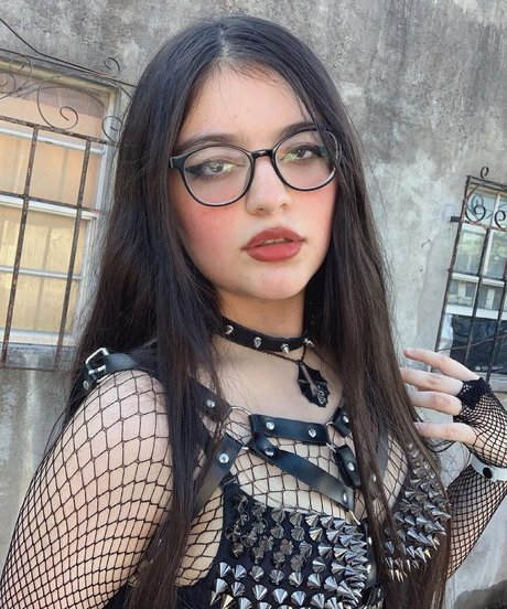 Deathvsu HD女優 画像