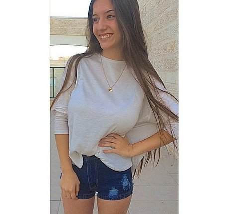 中出しオンリーファンズ 美しいxxx 写真