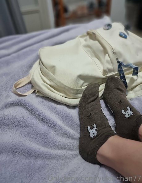 yourbluehairedwaifu 美しい女優 写真