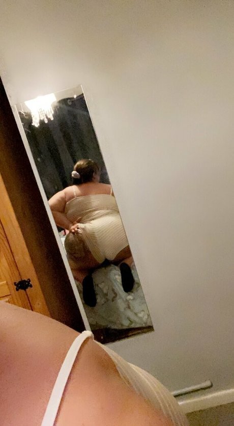 juicylucy505free アダルトモデル ギャラリー