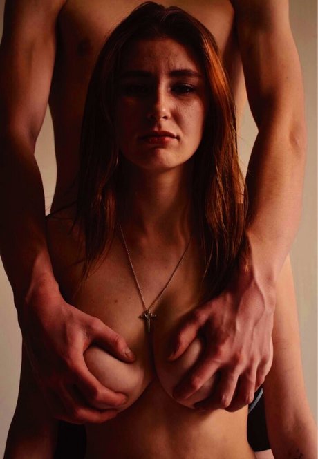 Emily Ostafew ポルノスター xxx ギャラリー