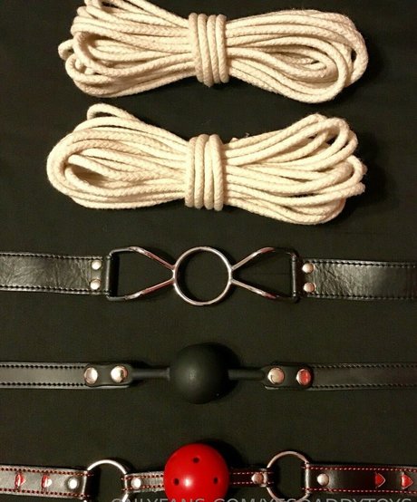 足 熟女 オンリーファンズ アートxxx 写真