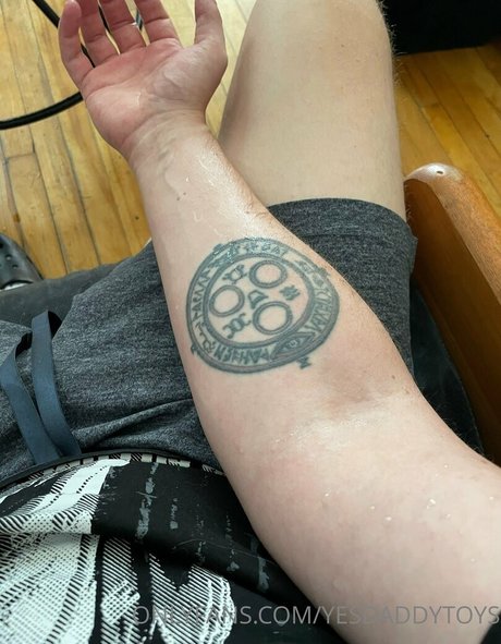 yesdaddytoys 独占モデル ギャラリー