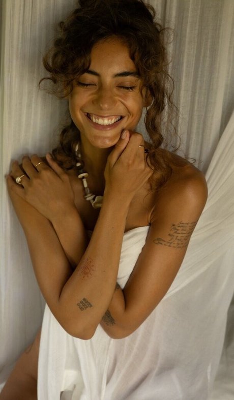 Vanessa Moe アート女優 写真