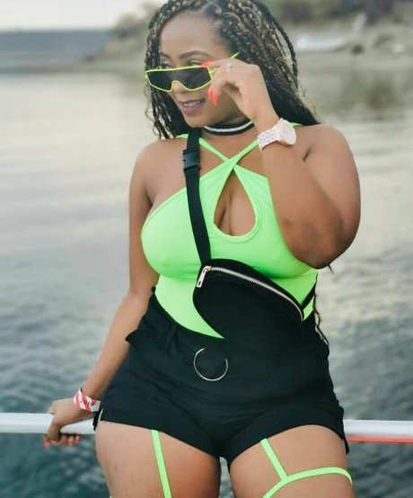 Bella Batista プロフィール写真