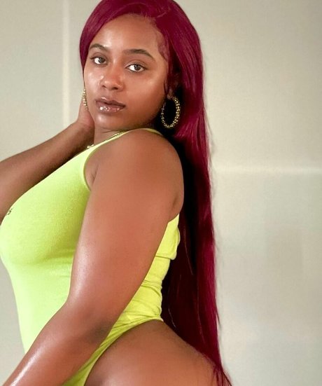 Bella Batista 独占女優 写真