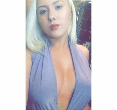 アマチュアディープスロートオンリーファンズ えろた 写真