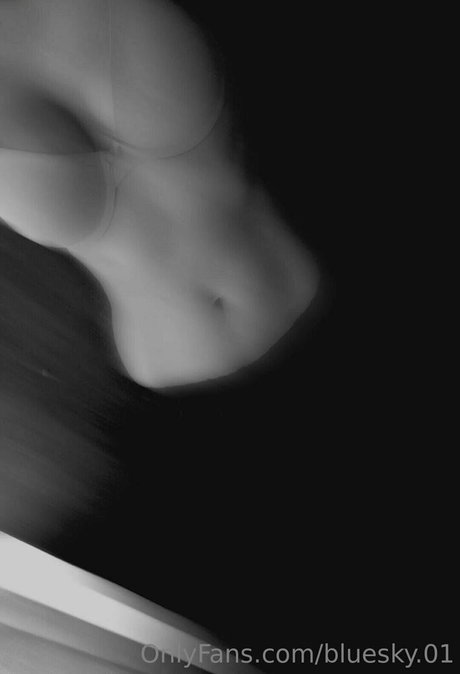 bluesky 01 エロティック女優 画像