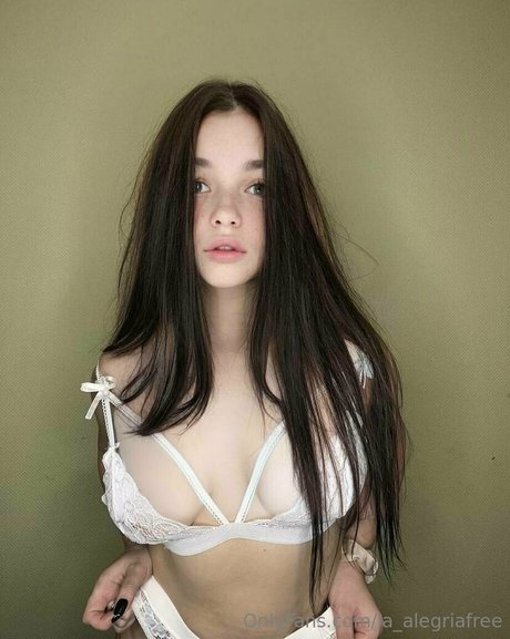 バニー無料オンリーファンズ 美しい裸 画像