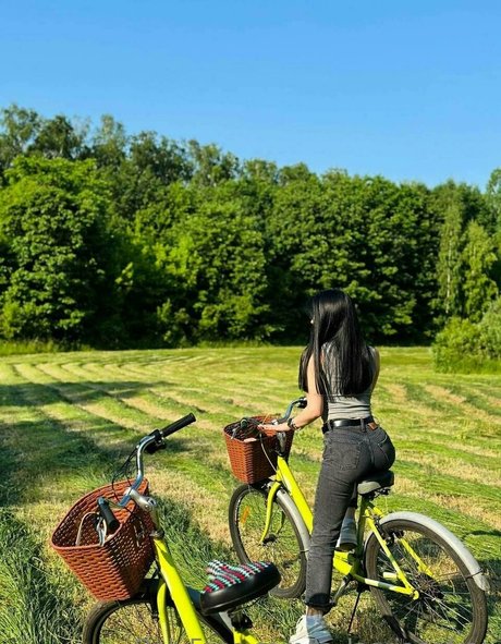 ヌード妻オンリーファンズ アートヌード 画像