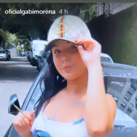 Oficialgabimorena ホット女優 写真