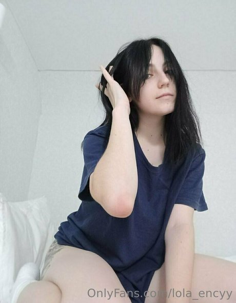 弁護士オンリーファンズ ホット裸 画像