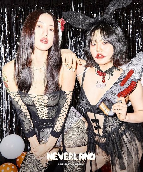 金髪の顔射オンリーファンズ ホットセクシー 写真