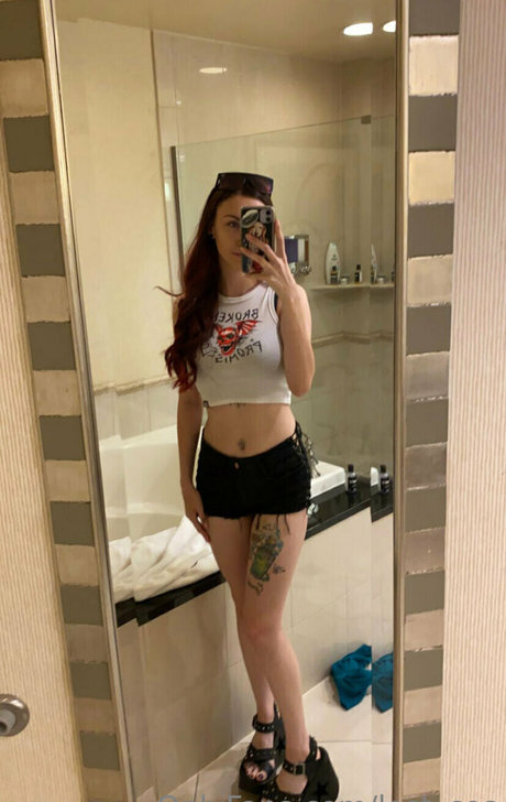 フィリピン人オンリーファンズ 裸 ギャラリー