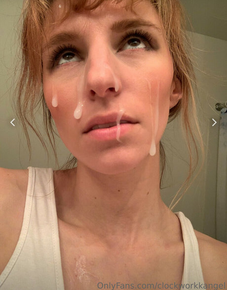 Clockwork angel セックス女優 写真