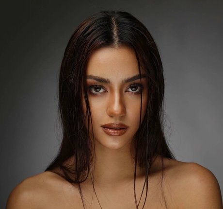 アナル乱交オンリーファンズ ポルノ 写真