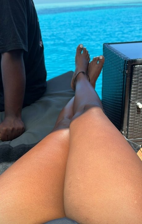 Venorika スター 裸 画像