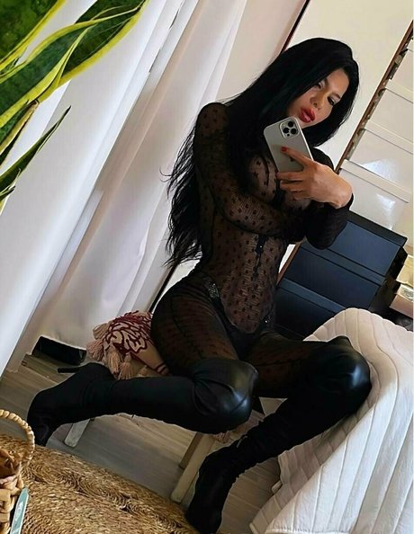 アナル乱交オンリーファンズ 無料ヌード ギャラリー