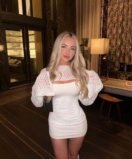 Amanda Kabdebo xxxモデル 画像