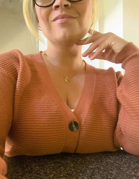 yournurse amber 裸のモデル ギャラリー