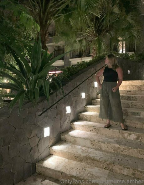 yournurse amber 美しいモデル 写真